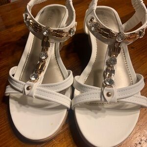 🔥WOW Sandal with jewelry New🔥